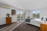 At Home on Dawson - Prime Location - Ferienwohnung Hamilton