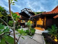 Surfer Paradise Villas Bali - B&B Canggu