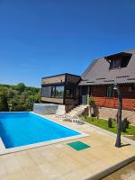Vikendice Božić - Bed and Breakfast Višnjićevo