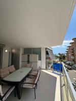 M319 - Mondrian World, Excepcional - ServHouse - B&B Oropesa del Mar