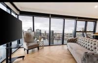 Waterfront Marble Residence Pool Spa Parking - Ferienwohnung Melbourne