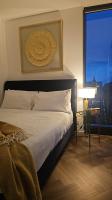 Level 56 One Bedroom with Balcony City and Water Views - Bed and Breakfast Melbourne