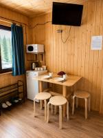 Kolsay Tanbalytas Wood Panel House for 3 Guests - B&B Kol’bastau