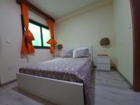 Casa Lena Spacious Apt for 6 Sea View Terrace - Chambres d'hôtes Mindelo