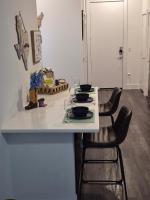 Luxury 1bed 1bath Near Riverwalk, and The Pearl - Chambres d'hôtes San Antonio
