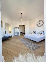 Unique luxurious and historic 130 m2 apartment - B&B Esbjerg