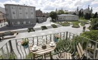 Apartment mit 2 Schlafzimmern und Balkon