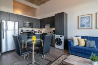 Bright and Stylish 2BR Suite on Michigan Ave Near Grant Park, Museum Campus and Lakefront - Chambres d'hôtes Chicago