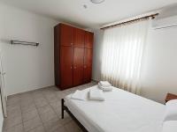 Leonidas Village House - B&B Fanári