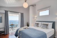Sea Pearl - Luxury Beachfront Maisonette - Bed and Breakfast Loutrá Oraías Elénis