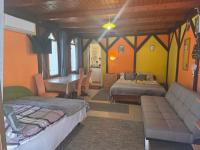 Ágnes Vendégházak Siófok-udvari apartman - B&B Siófok