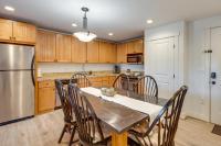 Granby Ranch Condo w/ Mtn-View: Trails & Hot-Tub! - Ferienwohnung Elkdale