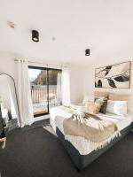 Modern Queenstown Apartment - walk to town - B&B Distretto di Queenstown