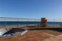 2 bedroom apartment in Sa Punta Begur- Sea views terrace pool and access to the beach Ref:H29 - Chambres d'hôtes Begur