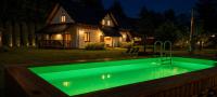 Chaty Gajowego w Bieszczadach z basenem - B&B Bukowiec