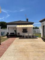 Chalet a 10 minutos de la playa - B&B Chiclana