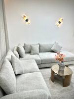 Casino Front Luxury Apartment - B&B Mezraia