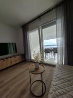 Apartamento 1 dormitorio con vistas al mar y terraza