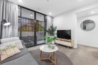 Modern 2BR Apartment Pool South City Square - B&B Brisbane