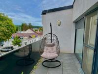 Modern Apartment with Terrace & Free Parking - B&B Vienna