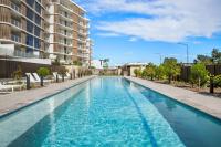 St Clair Luxury Lake Kawana Living - Chambres d'hôtes Kawana Waters