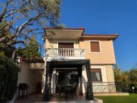 Olive Tree House - B&B Nea Skioni