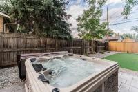 Game Room- Hot Tub- Sauna & Projector - B&B Arvada