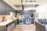 Modern 3BR in South Loop with Optional Parking and Gym Access Near McCormick Place, Chinatown and Soldier Field - Chambres d'hôtes Chicago