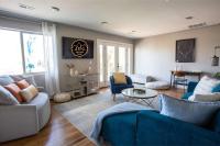 Rare Pool and Hot Tub Home - Family and Pet Friendly - Ferienwohnung Wheat Ridge