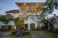 Lumieraa - Seminyak Kuta Luxury Private Pool Villa - B&B Seminyak