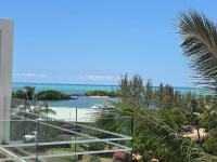 Oceanfront in Azuri - B&B Roches Noire