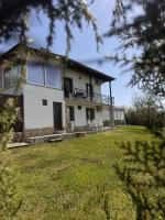 Green living - Зеленият хълм луксозна вила - Chambres d'hôtes Bedzhene