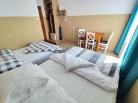 Habitación Triple con balcón