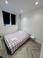 Spacious, modern 4-bedroom flat in St John's Wood - B&B London