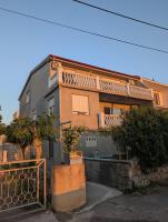 Mala Kuca Sabljici - B&B Strilčići