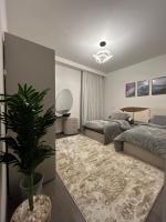 North square 160m chalet with garden &private pool - B&B El Alamein