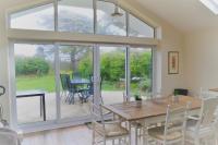 Sea Side - Stay 6 - PetFriendly - Parking - Garden - B&B Rhosneigr