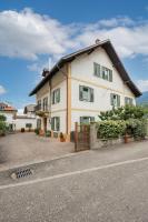 Casa Salvia - Cozy Holiday Home in South Tyrol - B&B Salorno