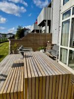 Apartment with sunny balcony - B&B Kristiansand