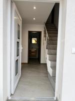 Apartma Viković II - Bed and Breakfast Njiverce