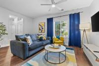Spacious 2BR N Gulch Walk to Broadway & Rooftops - B&B Nashville