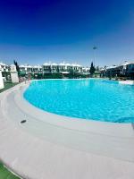 Bungalow acogedor con piscina en Maspalomas - B&B Maspalomas