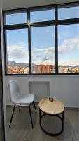 Cozy Stay with Free Parking and Mountain View - B&B Tirana