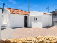 Modern Studio with Private Patio near Cascais & Sintra - B&B Alcabideche