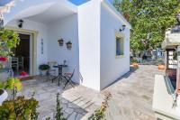 Casa Mia Skopelos - Spacious 3-Bedroom House near Stafylos Beach - Chambres d'hôtes Skópelos