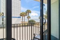 Ocean View Double Queen Suite! - Schooner at Compass Cove 243 - B&B Myrtle Beach