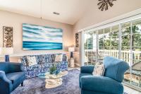 Third Floor 2 Bedroom Condo-Golf Course Views! Magnolia Place 301 - Sleeps 6 guests! - Bed and Breakfast Myrtle Beach