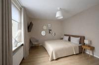 SchaeBu! 10 im Wandel der Zeit! Heute Ferienwohnung damals Polizeiwache - B&B Cottbus