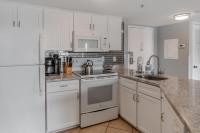 Pristine Oceanview 1 Br at the Palace! Unit 811 - Chambres d'hôtes Myrtle Beach