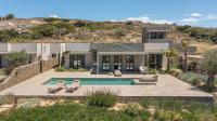 37North Neotraditional Villa with Breathtaking Sunset View - Chambres d'hôtes Rafnídia